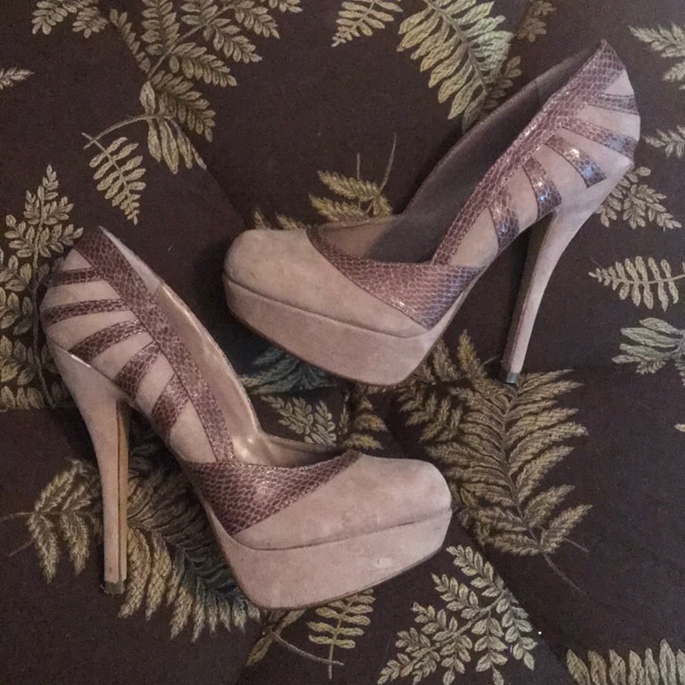 Bakers Rayla Retro Suede Python Pumps - image 2